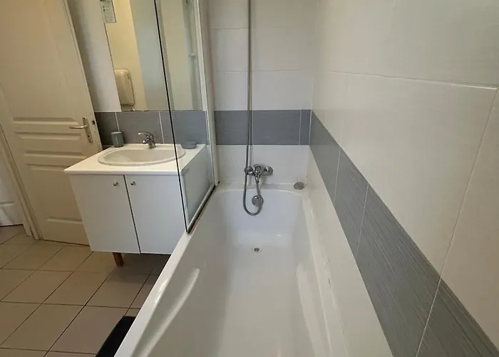 Joli Residentiel Et Piscine Poggio Mezzana