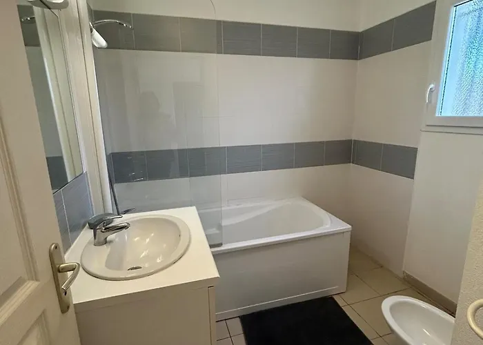 شقة Joli Residentiel Et Piscine Poggio Mezzana